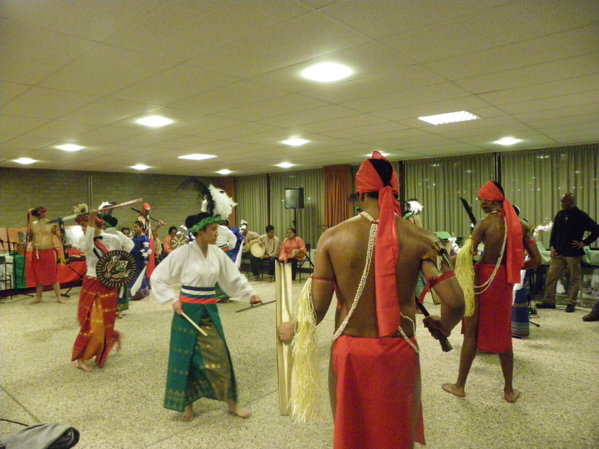 Molukse Dansen CulemborgToen nu molukse-dansen-culemborgtoen-nu